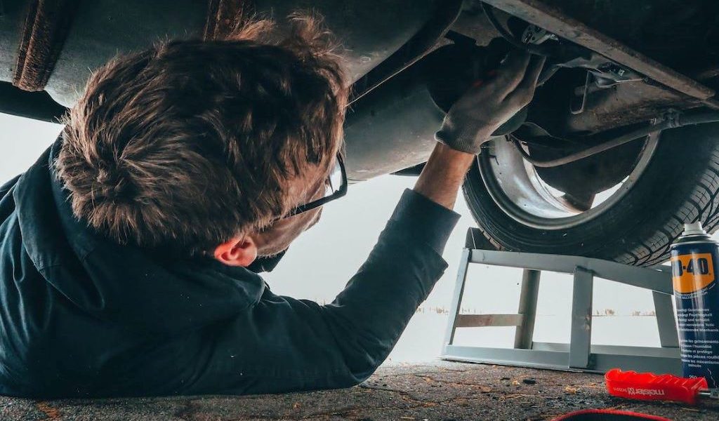 What are important maintenance tips for a car