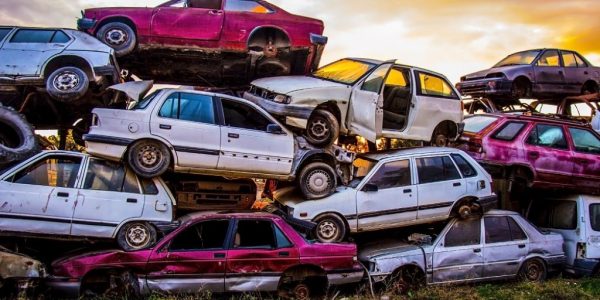 What is the meaning of auto Salvage Yard?