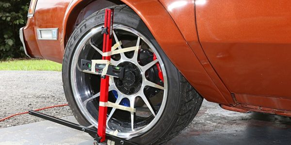 How to do wheel alignment with laser?