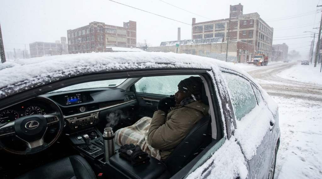 Car losing cabin heat during Detroit snowstorm